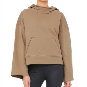 alo Yoga Caramel Colored Bell Sleeved Sweetheart